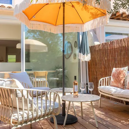 Small House - Nearby St Tropez * ガッサン