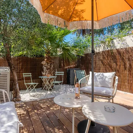 Small House - Nearby St Tropez ガッサン