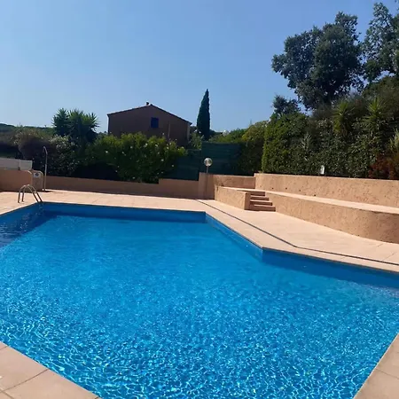 Small House - Nearby St Tropez アパート ガッサン